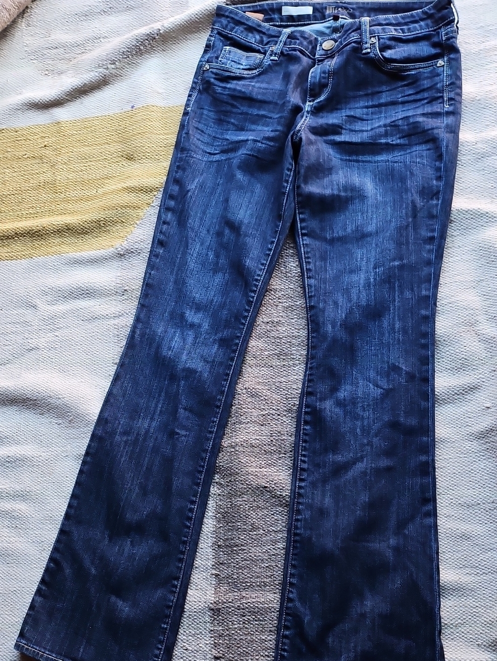 KUT from the Kloth Karen Baby Bootcut Jeans – Size 8